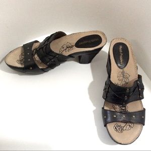 Hush Puppies leather with brass accents sandals